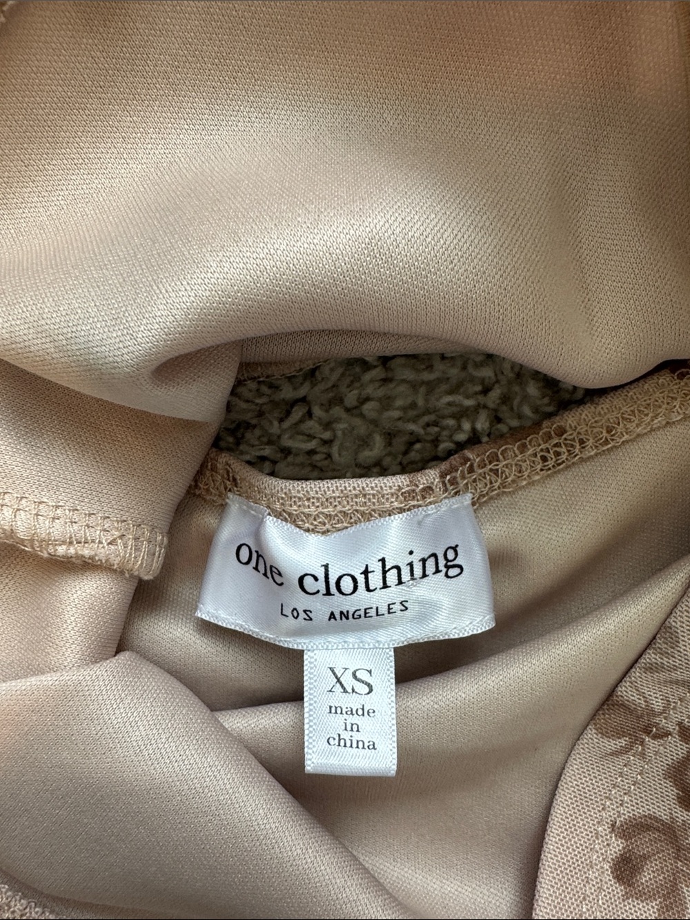One Clothing Halter Top - Picture 2 of 2